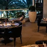 Doubletree By Hilton Dubai Jumeirah Beach 