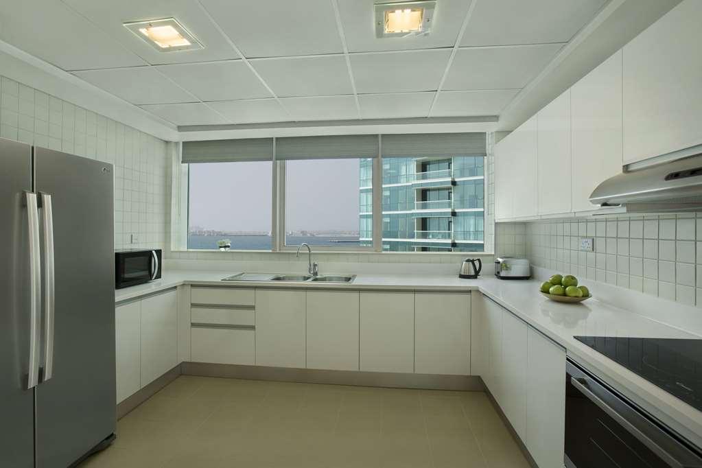 Doubletree By Hilton Jumeirah 4*
